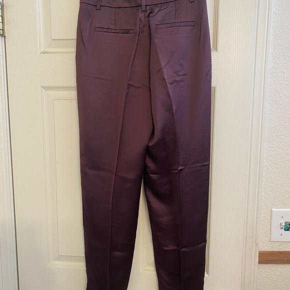 Banana Republic Isa Pleated Satin Pant - Picture 2 of 3